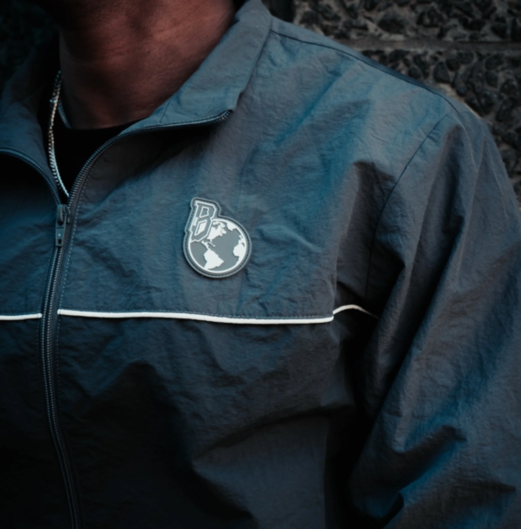 BLACK/SMOKE | SHELLSUIT - Image 4