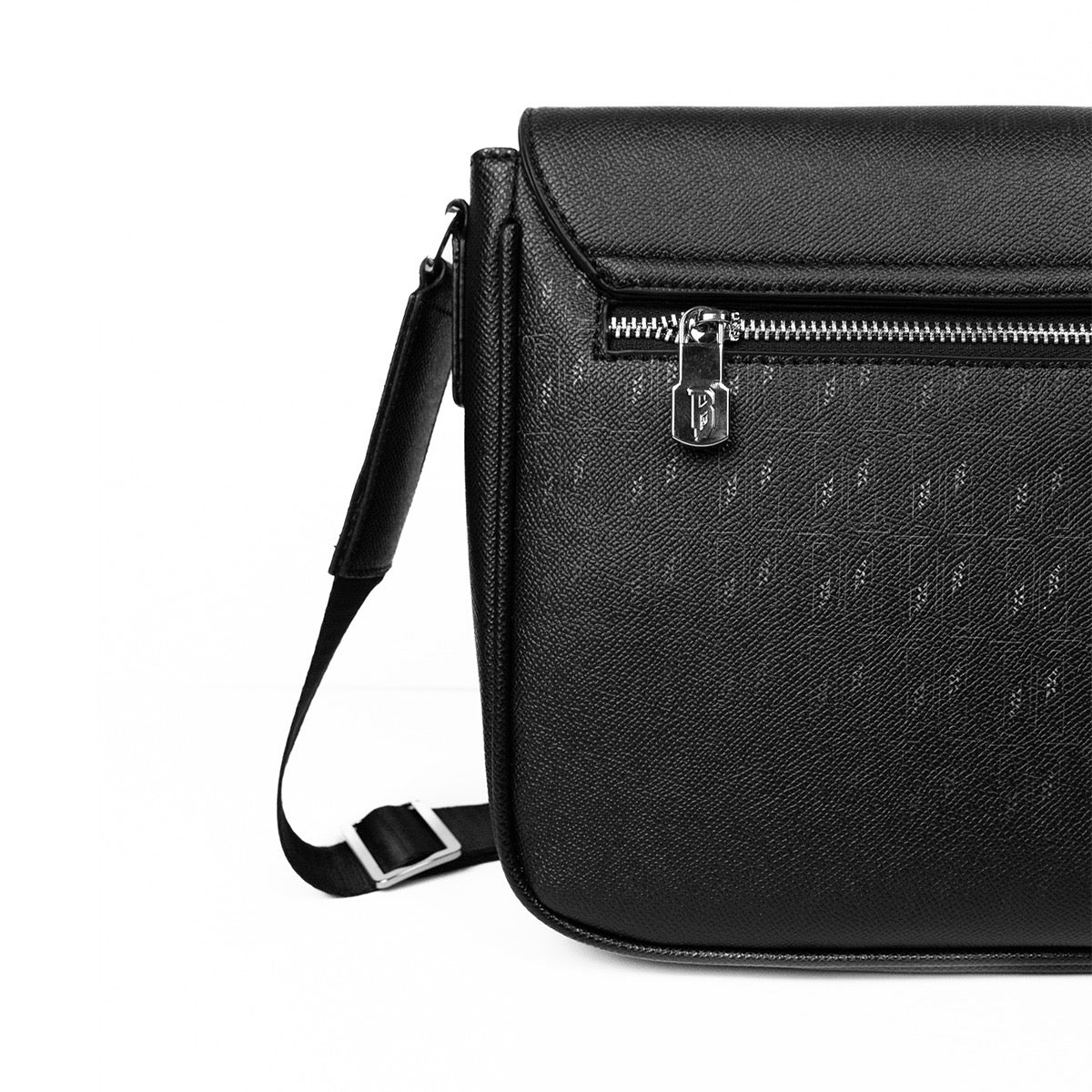 BLACK | MESSENGER BAG - Image 3